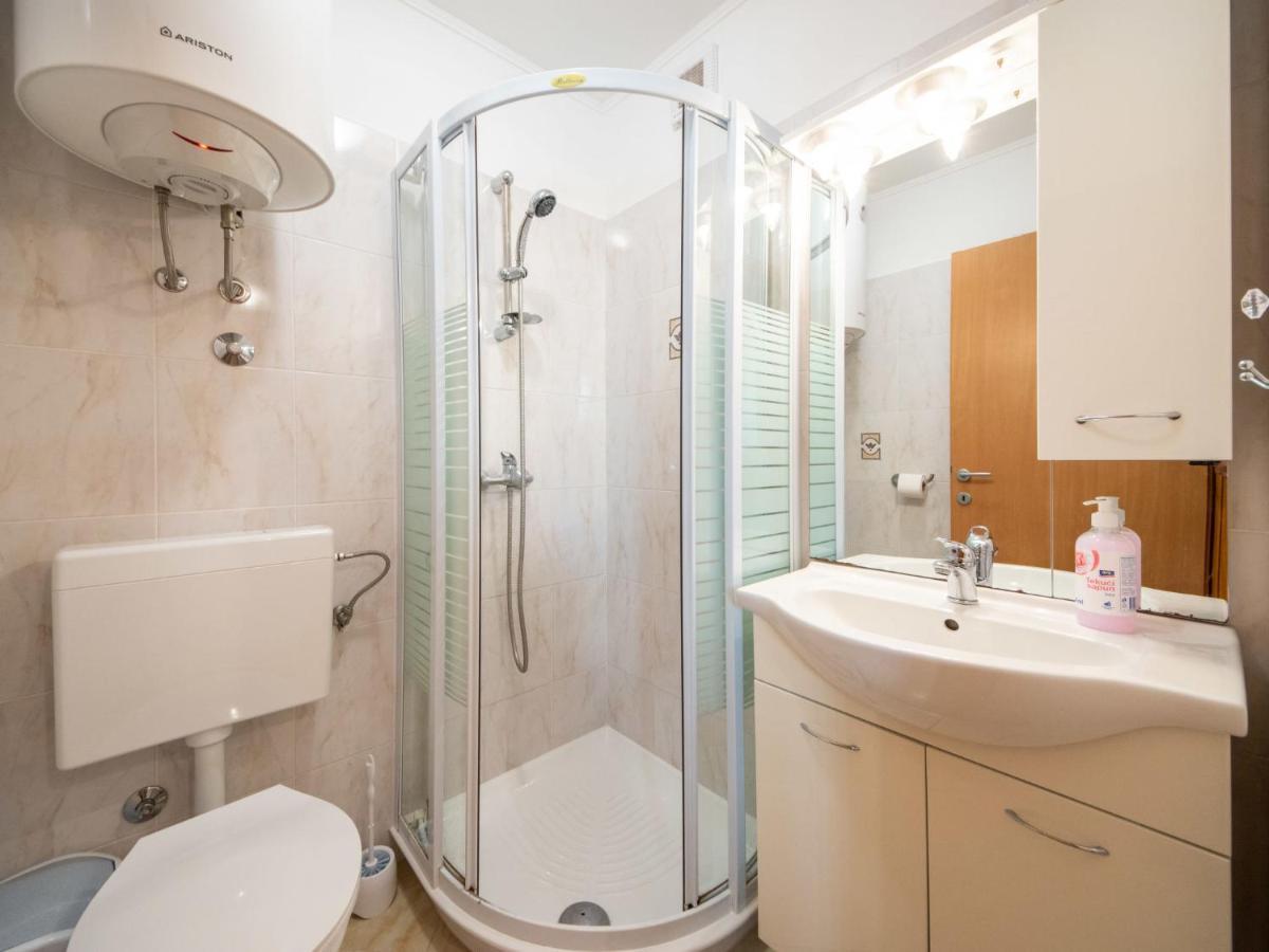 Brseč Apartment Kristijan By Interhome מראה חיצוני תמונה